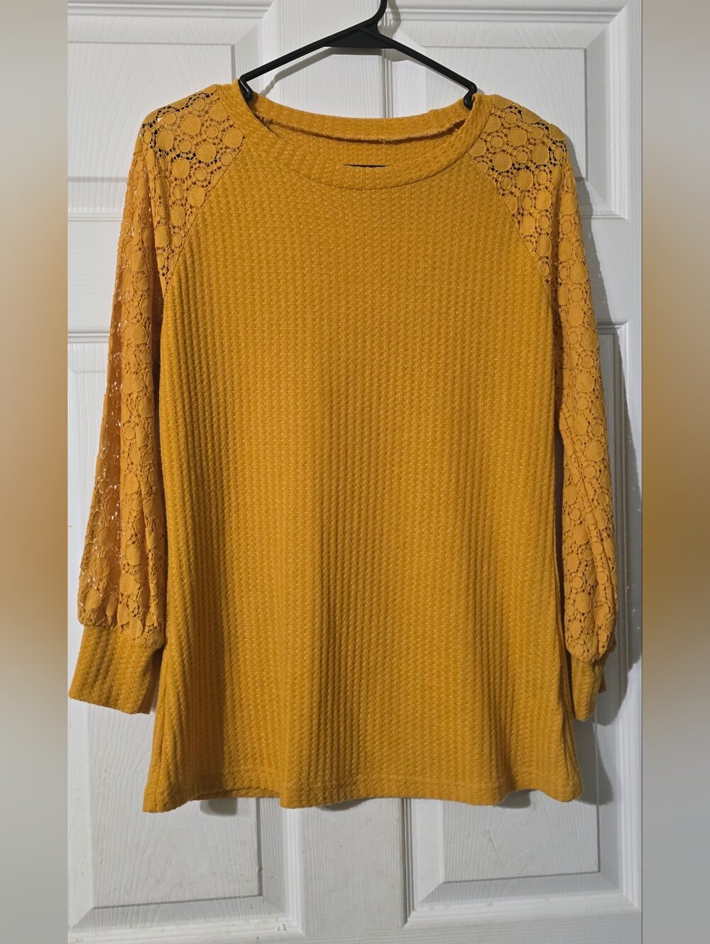 Women’s Mustard Lace-Sleeve Waffle Knit Top S